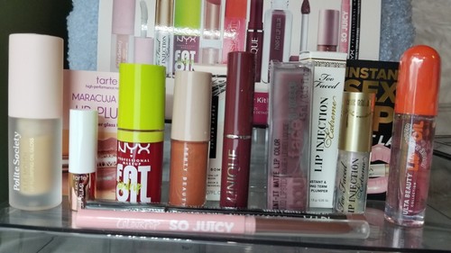 Ulta Beauty Finds Pout Perfection Lip Set 10 pc Holiday Gift Kit Limited Edition - Picture 7 of 11