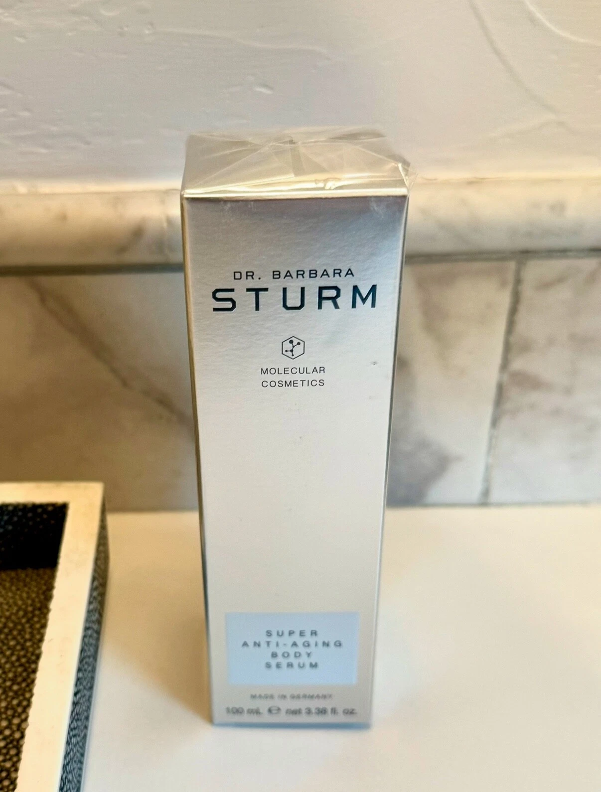 Dr. Barbara Sturm Super Anti-Ading Body Serum - new in sealed box