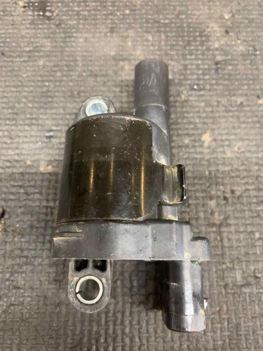2015 GMC Sierra 1500 SLE Ignition Coils 14 15 16 17 18 19 20 21 22 OEM 12658183 - Picture 4 of 5