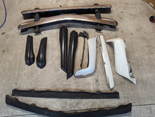 Mercedes R107 US Stoßstangen Set - Bild 2 von 2