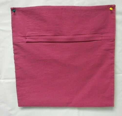 CU155 MAGENTA KANTHA PILLOW COVER IMPORTED INDIA 15.5 X 15.5 BIRD PATTERN - Picture 2 of 2