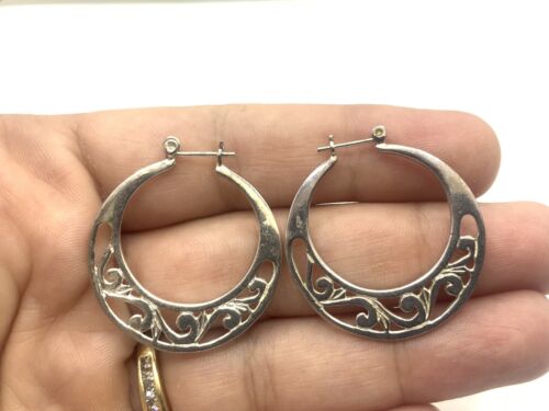 JEZLAINE 925 Sterling Silber rhodiniert gerollt verziert Creolen