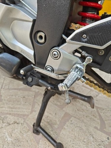 Rider Front Foot Pegs Footrest Pedal Adapters For YAMAHA YZF R25 R125 R3 R1 R6 - Picture 21 of 24