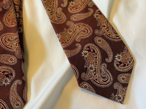 ETON 100% silk TIE HAND MADE IN England - Picture 3 of 8