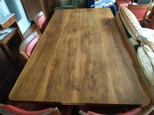 Ensemble Table A Manger, 2 Meubles (Bois Exotique) Plus 8 Chaises