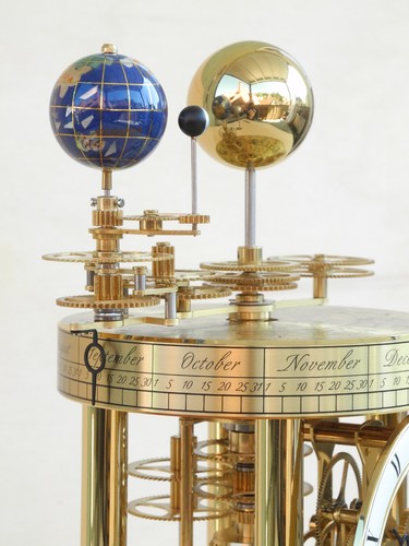 HERMLE Astrolabium 2000 (Sonderedition) Astronomische Tischuhr aus Messing - Bild 9 von 24