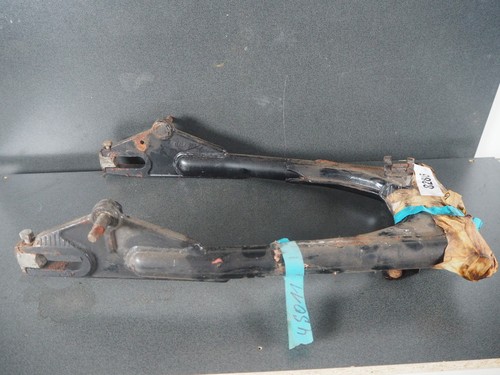 SUZUKI GT750 SWING ARM ASSEMBLY, REAR 61101-31806 - Picture 1 of 6
