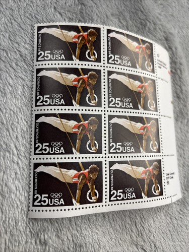 Plate Block of 8 US 25 Cent Stamps - Olympic Rings - Picture 2 of 5