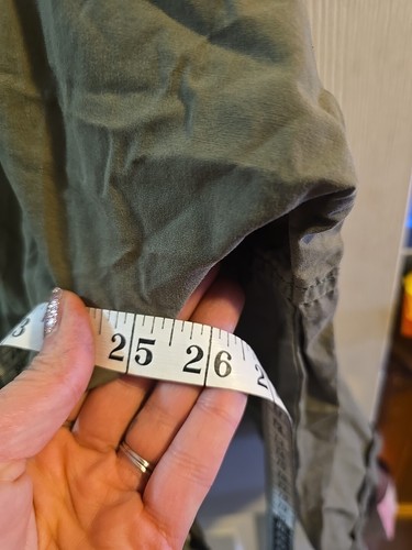 Billabong Green Full Zip Light Cargo Jacket. Size Small See Photos Hole In Elbow - Picture 15 of 16