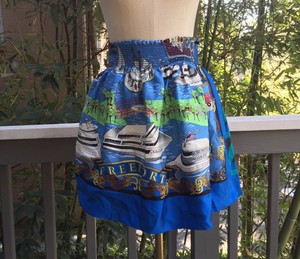 URBAN-Outfitters-RENEWAL-Skirt-Scarf-Silk-Freeport-S-M