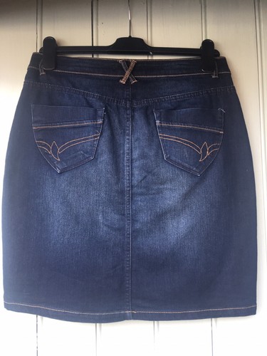 Ladies Peacocks Blue, Denim Skirt Size 10 Holiday/casual - Picture 2 of 2