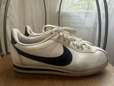 Nike Classic Cortez Shoes 8 807471-101 Womens White Black Panda Training Sneaker