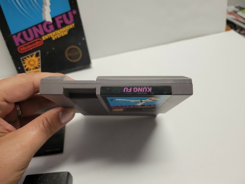Kung Fu (Nintendo NES) Hangtab Completa en Caja 5 Tornillos Caja Negra PROBADA - Imagen 5 de 12
