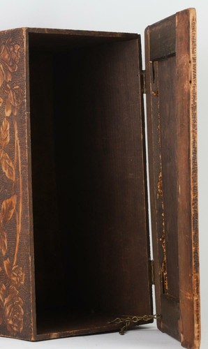 Fine RARE American Folk Art Pyrographic Woodbox and Hinged Cover dated 1908 - Picture 9 of 11