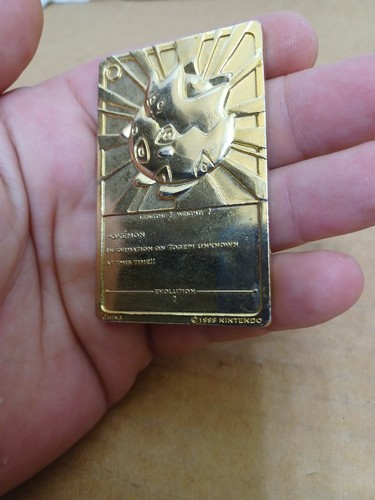 Vintage 1999 Burger King Pokemon 23k Gold Plated Togepi Collectible Card - Picture 6 of 6
