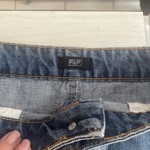 Woman’s Size 10 Denium Skirt By F&F Dark Blue - Picture 13 of 14