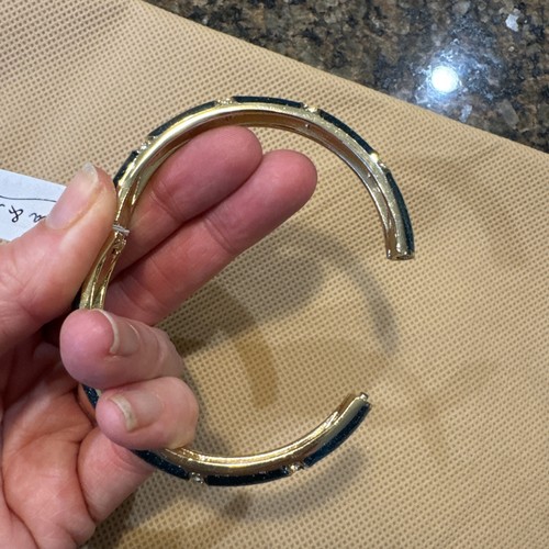 Neu mit Etikett Anna und Ava Armband Scharnier Gold, Grün und Gemmt - Bild 5 von 7