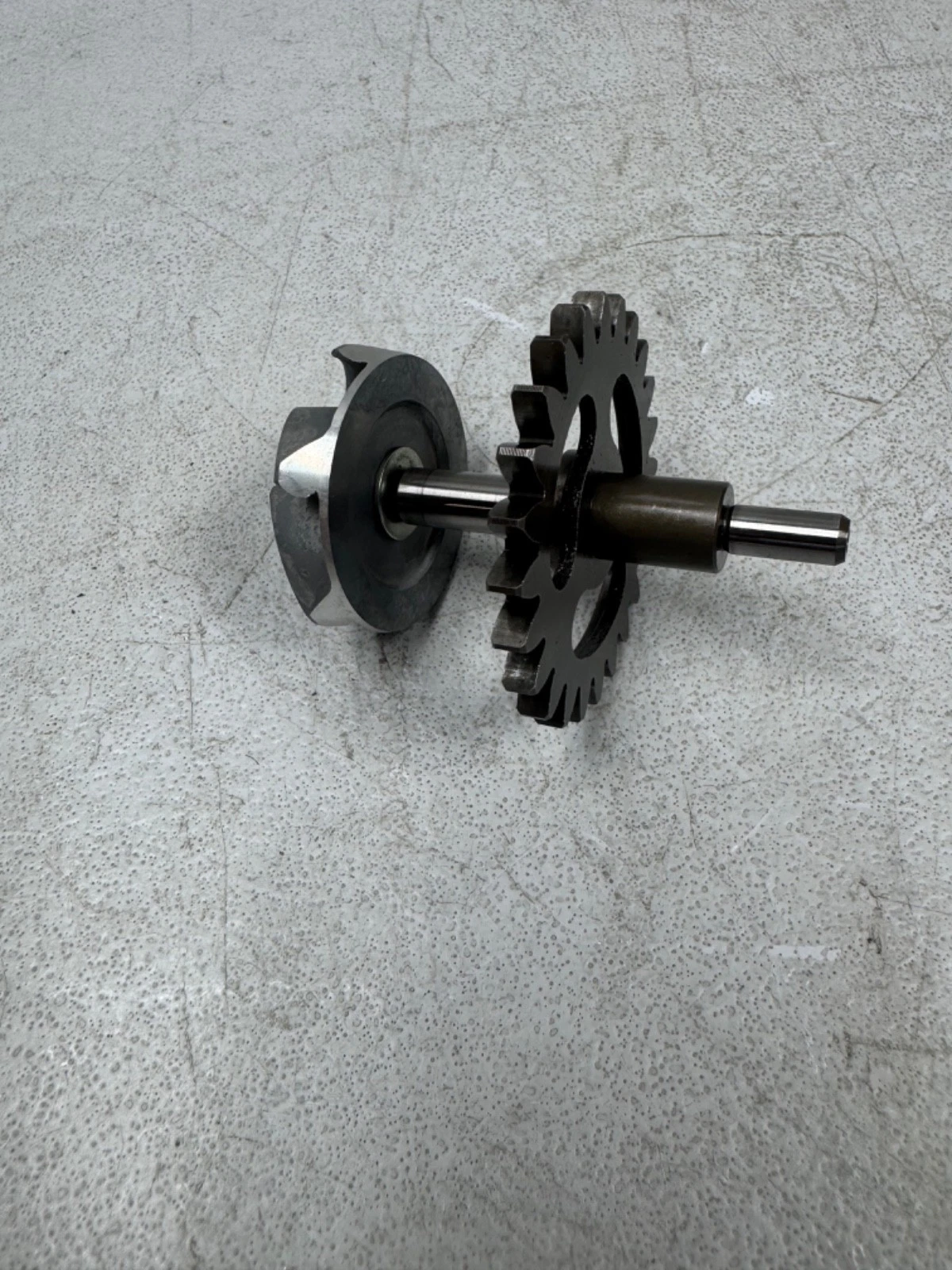 23 kx250 water pump impeller gear shaft 21-26 kx 250 250x 13107