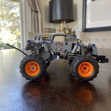 LEGO TECHNIC #42119: Max-D | Missing Flag | Sold As Pictured | Free Shipping!!!