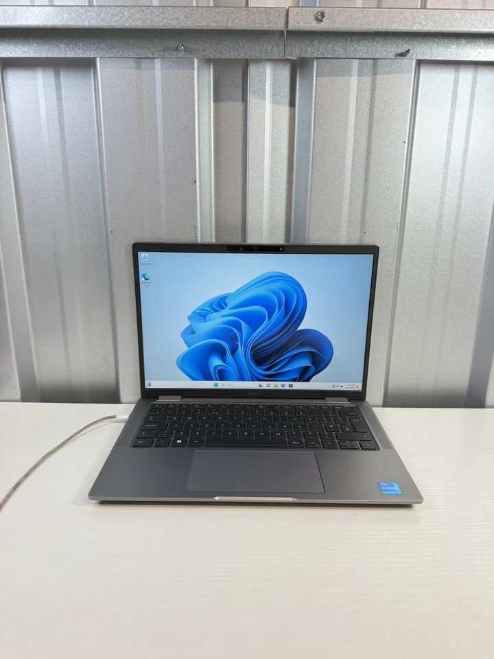Dell Latitude 7340 · i5-1335U · 16GB · 256GB, photo 4 of 5