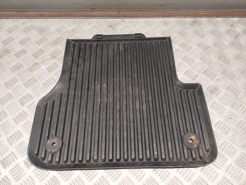 Car floor mats
