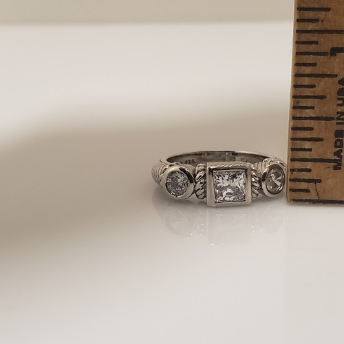 Judith Ripka Ring Sterlingsilber 3 Steine Diamonique Bandgröße 7 - Bild 6 von 10