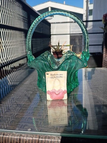 Fenton Glass Green Vulcan Basket Twisted Handle Art Mint Condition