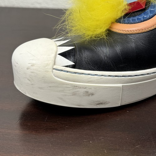 Zapatos Fendi Monster para hombre talla 40,5 cuero negro sin cordones ojos de piel amarilla Italia - Imagen 3 de 18