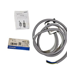 *NEW IN BOX* Omron D4C-1601 Limit Switch