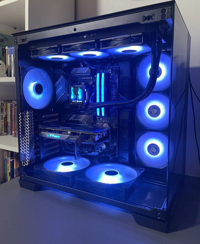 High-end 4K Gaming PC | Ryzen 7 9800x3D | RTX 4070 SUPER NVIDIA | 32GB RAM DDR5 - Picture 3 of 3