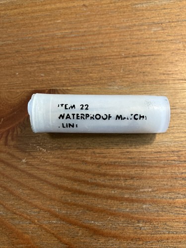 Vietnam War Era PSK-2 Pilot Survival Kit Waterproof Matches In Plastic Tube - Picture 1 of 6