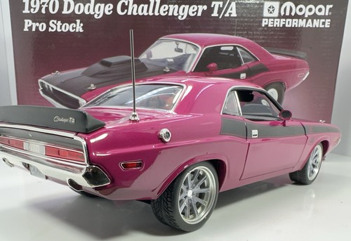 ACME 1/18 Scale 1970 DODGE CHALLENGER TA “Custom” Wheel Swap - Picture 10 of 12