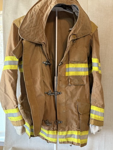 Sperian Firefighters Coat & Pants Model S51 G V N- Out Of Service Sz 38T Reg.Arm - Picture 2 of 9