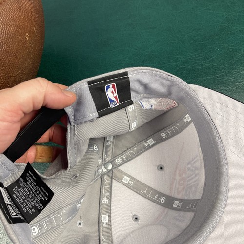 Cappello snapback Golden State Warriors NBA Finals 2022 grigio nuova epoca mai indossato - Foto 7 di 7