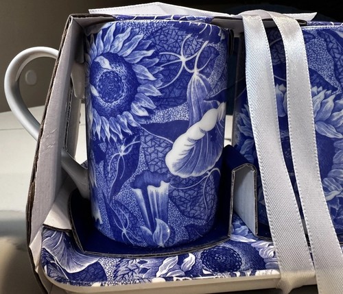 Spode Blue Room Sunflower Set of 2 Mugs and melamine Tray - Picture 4 of 17