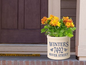 Personalized-Pinecone-2-Gallon-Stoneware-Crock