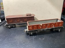 Vintage LIONEL LL 2677 Tin Plate Gondola Red & N.Y.C. PreWar Caboose 2682