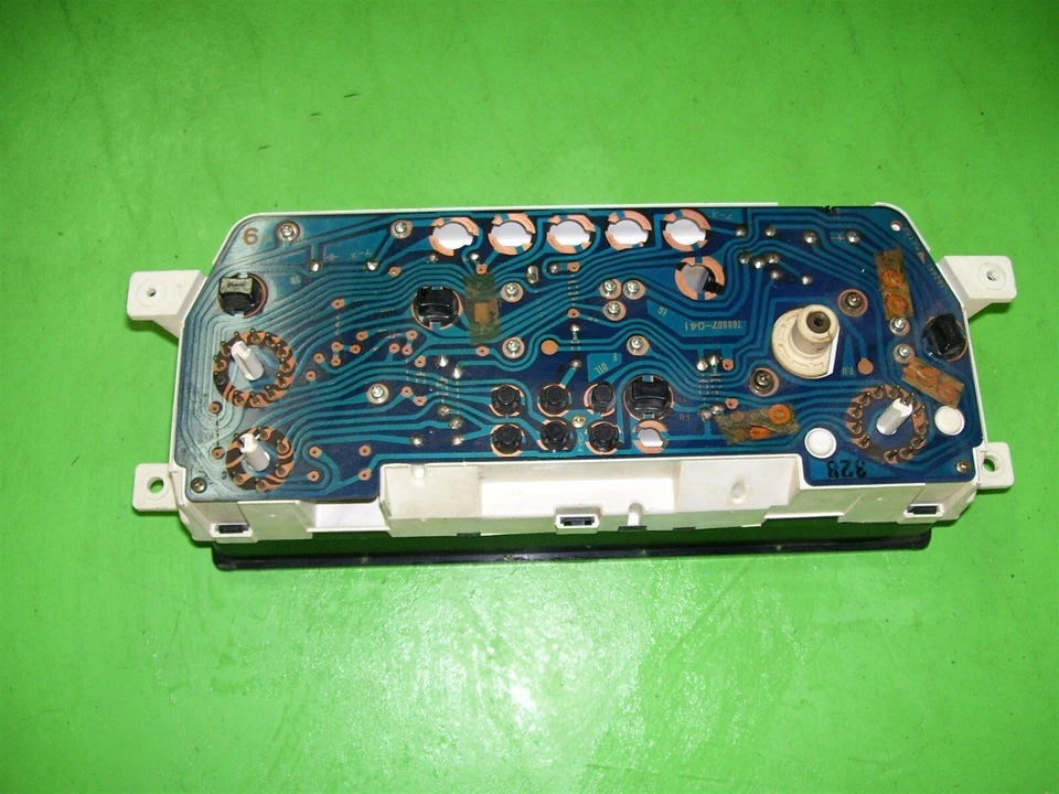 Cuadro de instrumentos velocímetro Ford Mercury Tracer 1988 123 k indicadores tablero Foto 2 de 2