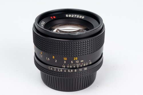 Carl Zeiss Planar 1,4/50mm T* Montura Yashica-Contax LEER DESCRIPCION