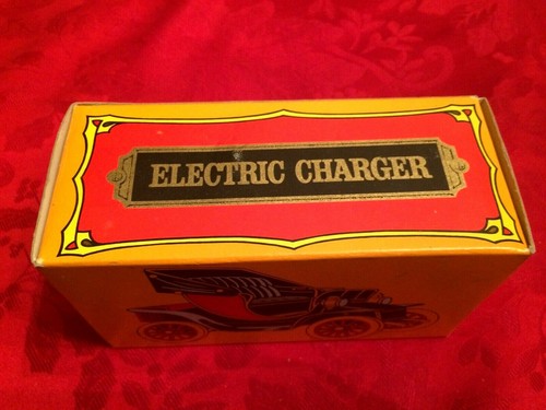Avon Vintage Electric Charger Car Decanter Wild Country Aftershave Boxed Unused - Picture 9 of 10