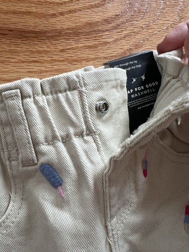 Baby Gap Denim Toddler Girl Shorts Size 18-24 Months Embroidered Ice Cream - Picture 3 of 5