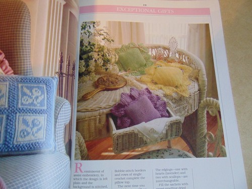 Better Homes & Garden Afghan-Stitch Crochet Book - Imagen 2 de 3