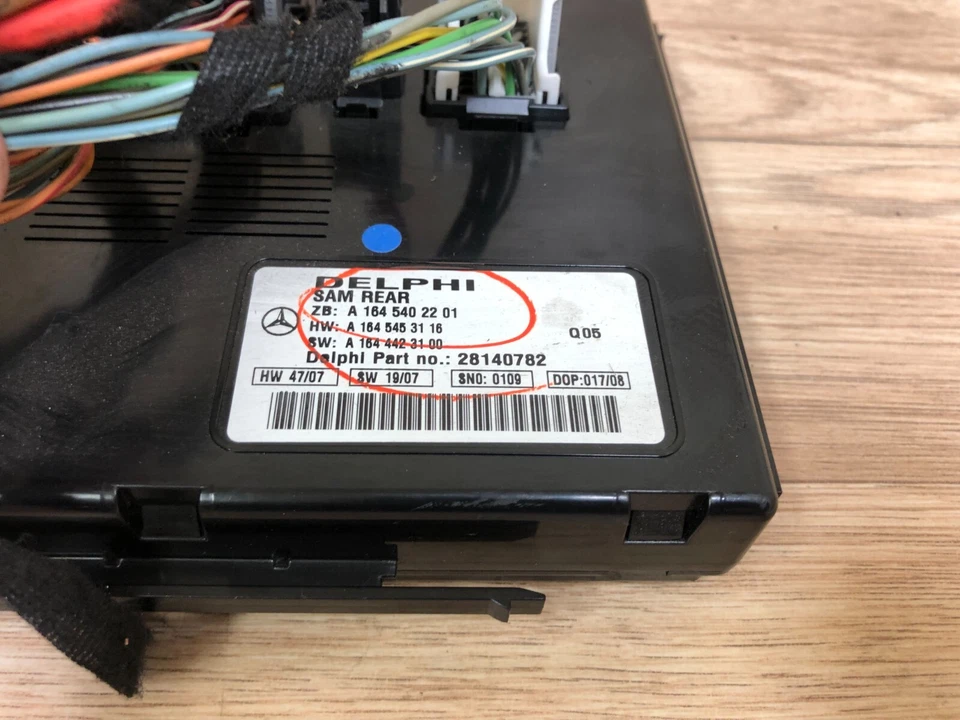 MERCEDES BENZ OEM GL450 ML350 R350 MÓDULO DE ADQUISICIÓN DE SEÑAL TRASERO DELPHI SAM 3 Foto 4 de 4