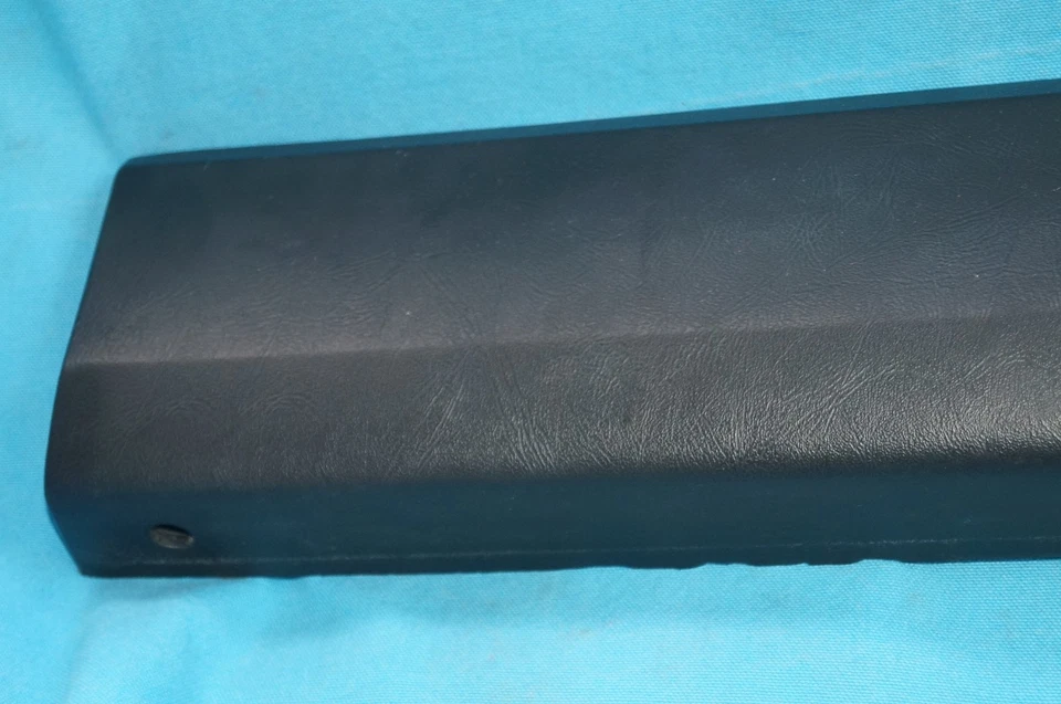  Tapicería del panel de la puerta del pasajero superior derecha BMW-E24-628CSi-633CSi-635CSi Foto 4 de 4