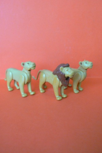 PLAYMOBIL / LE CIRQUE : BEL ENSEMBLE DE 3 FAUVES, un lion et 2 lionnes - Imagen 7 de 8
