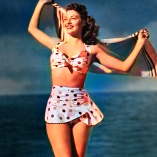 40's Pattern: Bathing Suit / Coat Sarong & Halter Neck Bra - Bust=30" (76.2 cm) - Picture 2 of 6