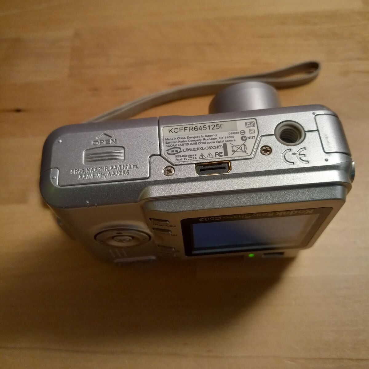 Kodak EasyShare C533 5.0 MP Compact Digital Camera Silver Kodak EasyShare C533 5.0 MP Compact Digital Camera Silver