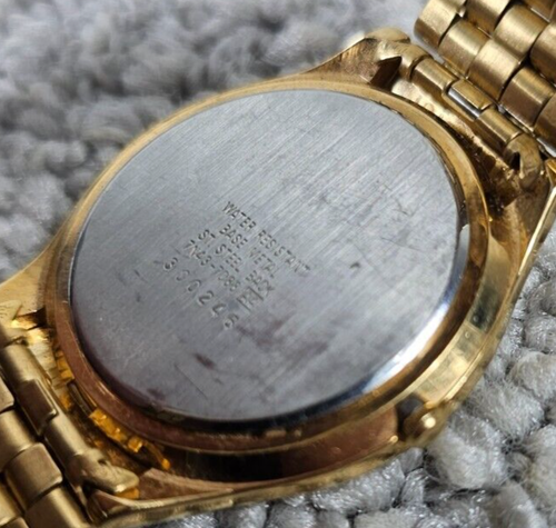Men's Vintage Seiko Quartz Black Date 36mm Watch 7N43-7088 Gold Stainless Band - Picture 4 of 4