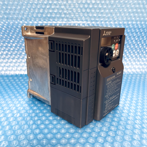 Mitsubishi FR-D720-2.2K Inverter Antrieb 200-240V Neu im Karton aus Japan 1 Tag Versand - Bild 16 von 21