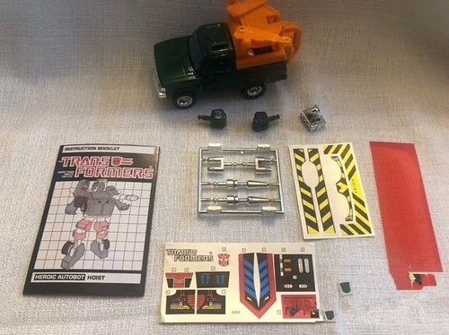 Classic replica G1 Transformable toy Trailbreaker Hoist Action figure - Picture 13 of 13
